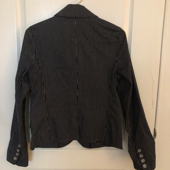 Black and white striped Rampage blazer - Picture 2 of 3